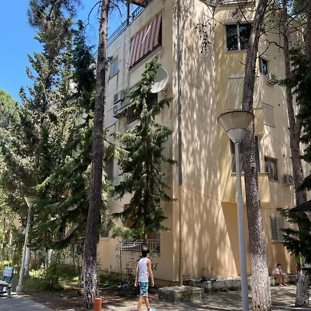 By The Sea 아파트 *