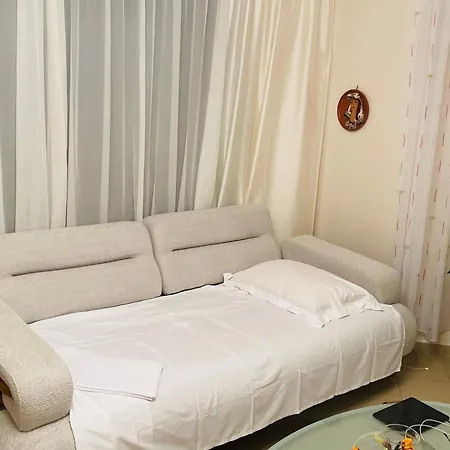 By The Sea Apartment