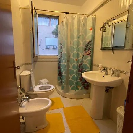 By The Sea Apartment *